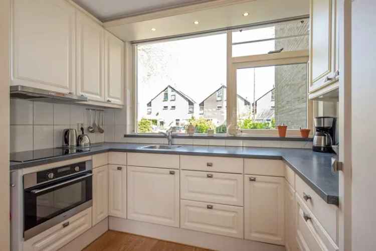 5 Kamer Tussenwoning Rokkeveen Zoetermeer