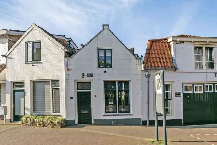 Eengezinswoning Te Koop in Strijen, Zuid-Holland