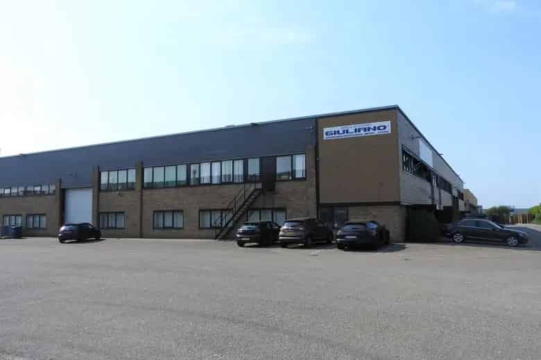 Bedrijfsruimte 1600m2 te huur Vianen A2 A27