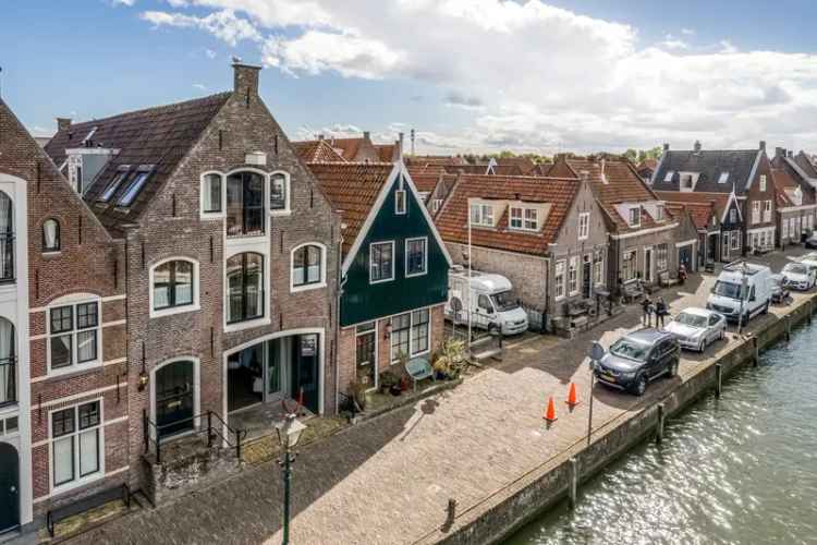 Grachtenpand Monnickendam 220m2 Wonen Werken Horeca