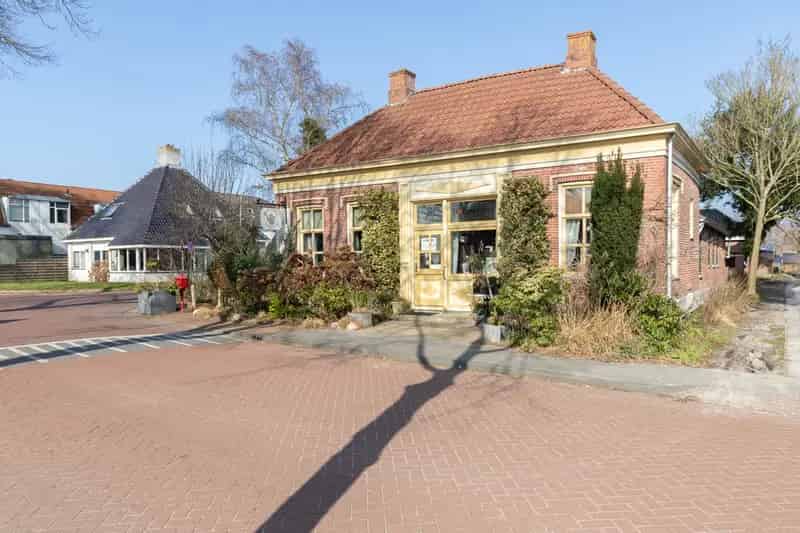 Woning met winkel Siddeburen Aardbevingsschade hersteld