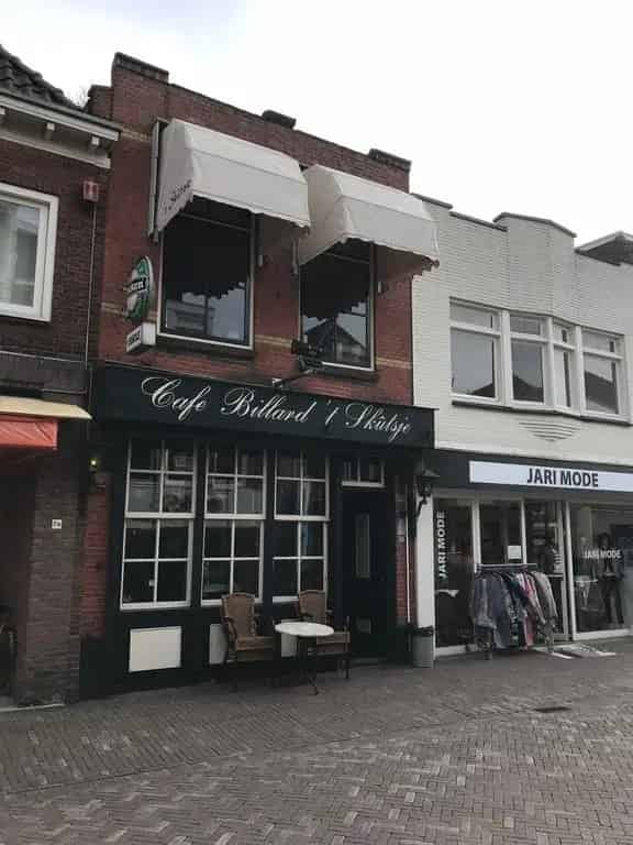 Bruin Cafe met Bovenwoning te Sneek