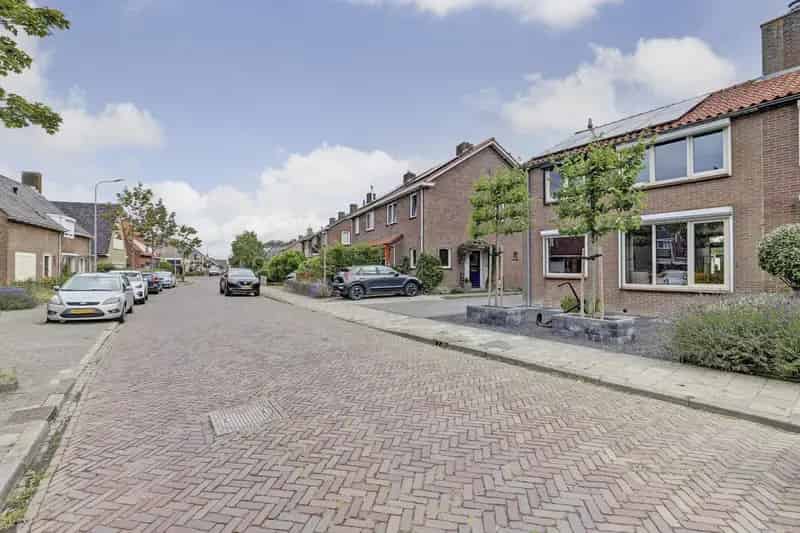 Te Koop: Ruime 4 Slaapkamer Familiewoning in Middelburg