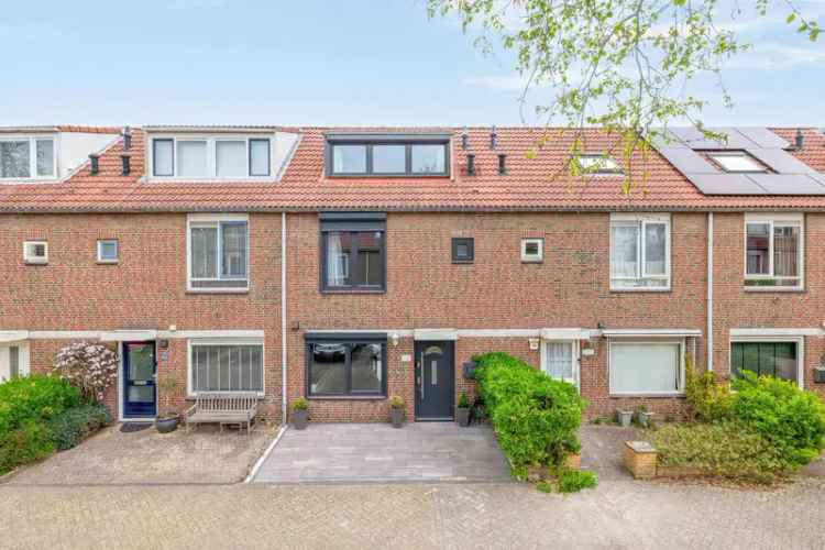 Ruime 4 Slaapkamers Eengezinswoning Rokkeveen