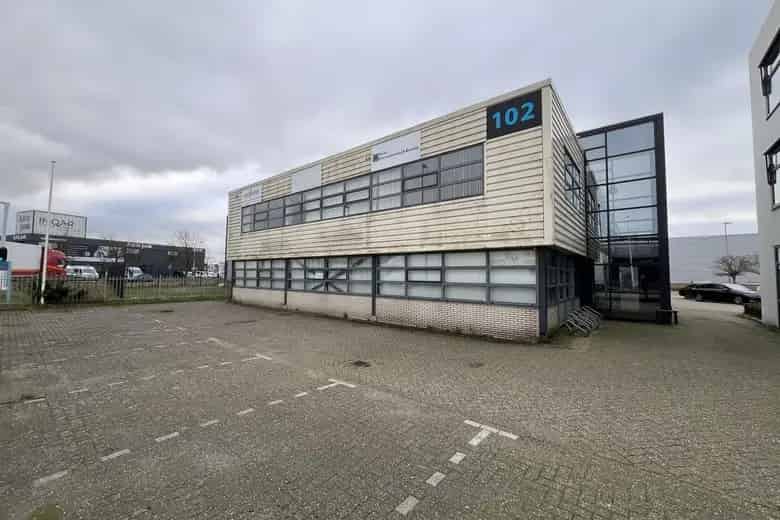 Kantoorruimte te huur Zaandam 188-606 m2