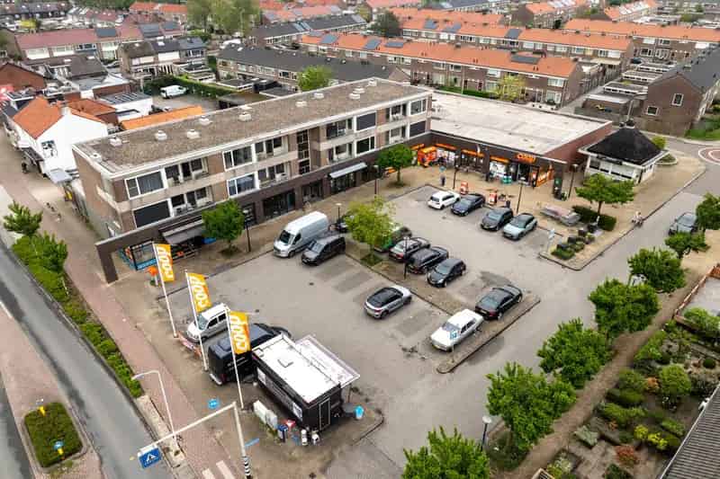 Winkelpand te huur Doetinchem 834m² Surinameplein