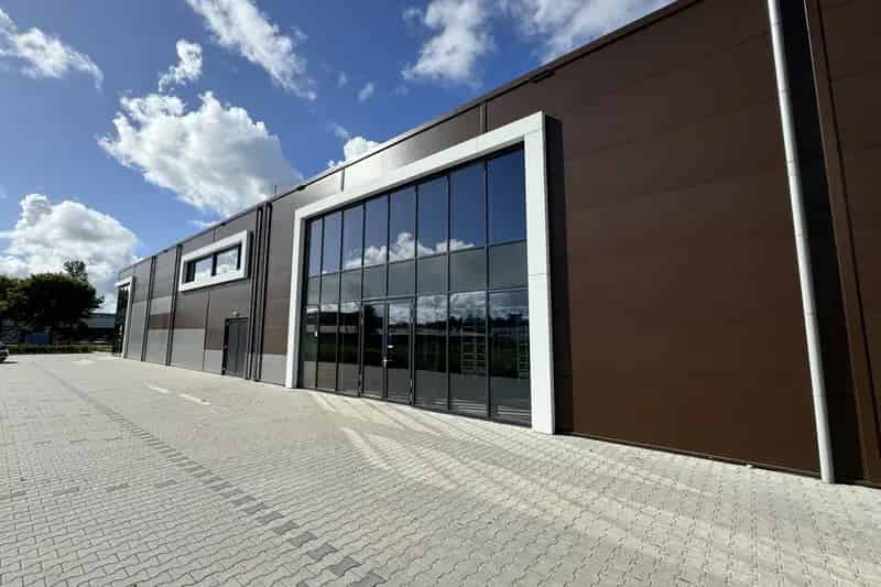 Bedrijfshal Showroom Meppel 307m2 Blankenstein