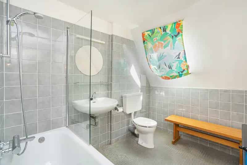 Grachtenpand Leiden 200m2 4 slaapkamers Tuin