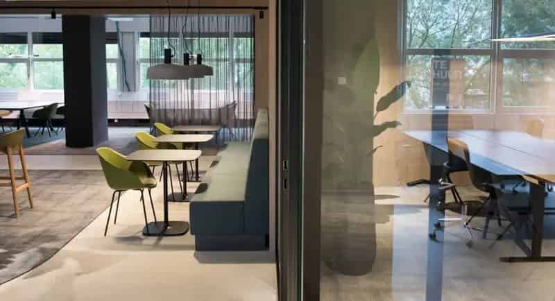 Kantoorruimte Amsterdam Zuidas 704m² te huur