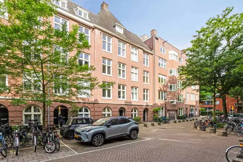 Appartement te koop: Van Bossestraat 10-2 1051 JX Amsterdam | Funda