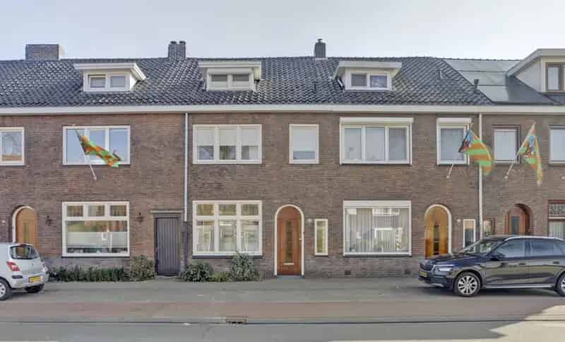 Moderne Jaren 30 Woning Tilburg: Karakter, Comfort en Ruimte