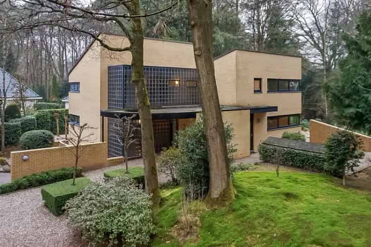 Villa te koop Bosch en Duin 328m2 4 slaapkamers 2 badkamers