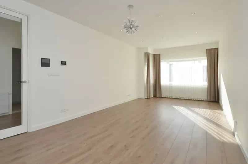 Appartement Juliana van Stolberglaan Den Haag