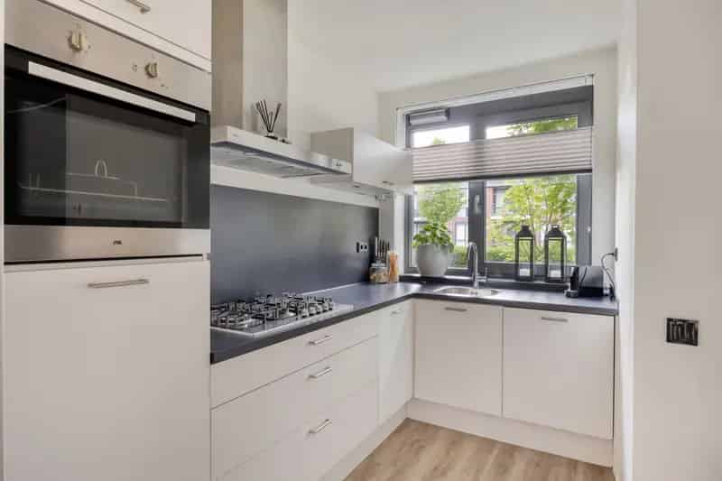 Huis te koop Scherpenzeel: Instapklare woning met tuin