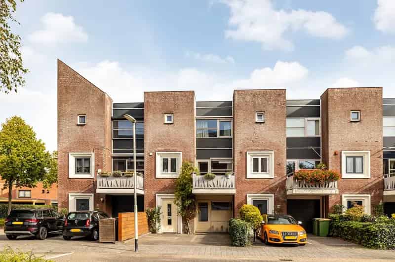 Tussenwoning Princenhage Breda 3 slaapkamers diepe tuin