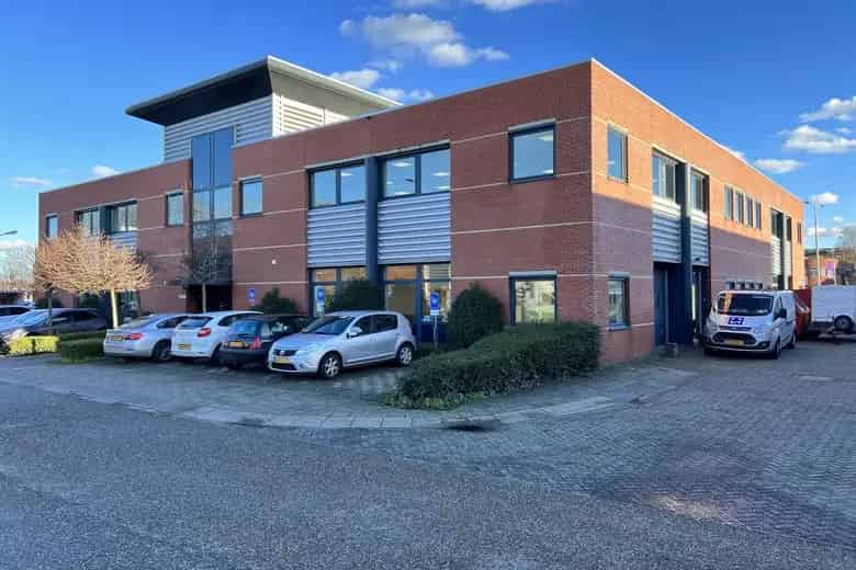 500m2 Kantoorruimte te Huur nabij Schiphol