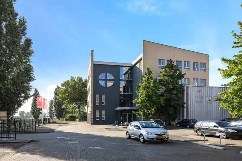 Kantoorruimte te Huur Beuningen A73 368m2 Moderne Voorzieningen