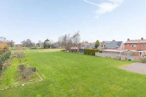 Landelijk Wonen in Wagenborgen Ruime Vrijstaande Woning