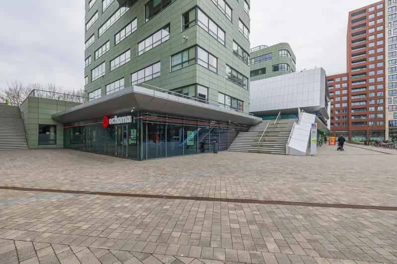 Commerciële Ruimte Leiden 929m² te Huur Nabij PLUS Supermarkt