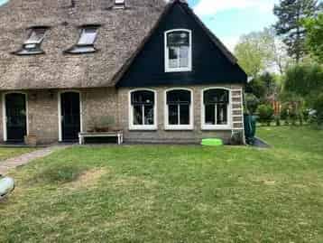 Boerderijgedeelte te Huur Tuitjenhorn 3 slaapkamers Grote Tuin