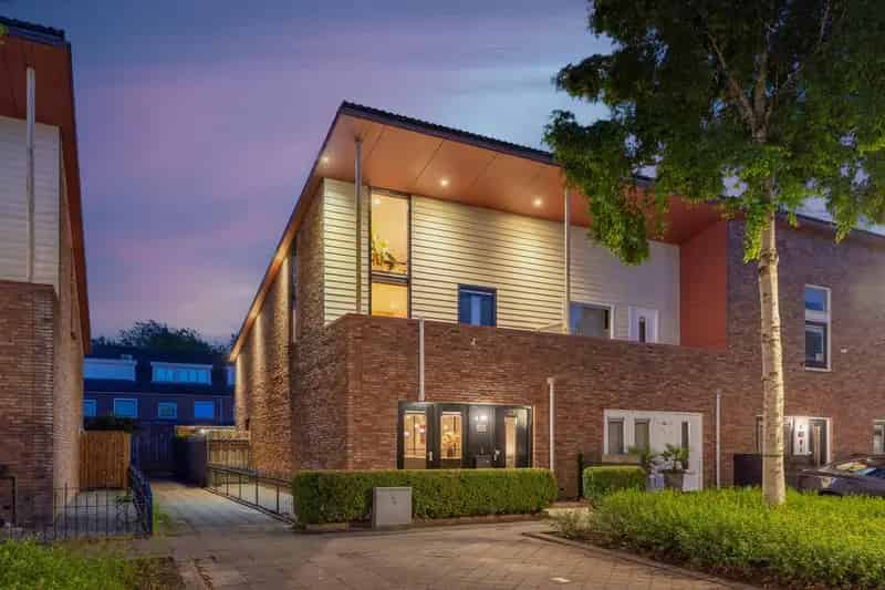 Luxe Hoekwoning Almere Tussen de Vaarten Zuid