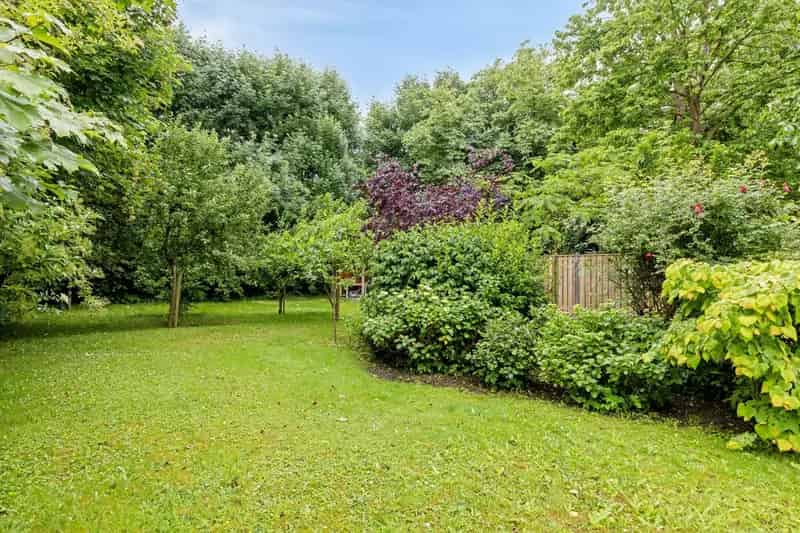 Statige Villa Ammerzoden 5 kamers 1259m2 tuin