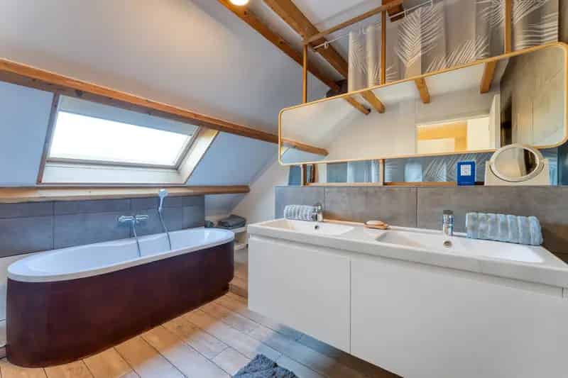 Volledig gerenoveerde woning met polderzicht te Cadzand