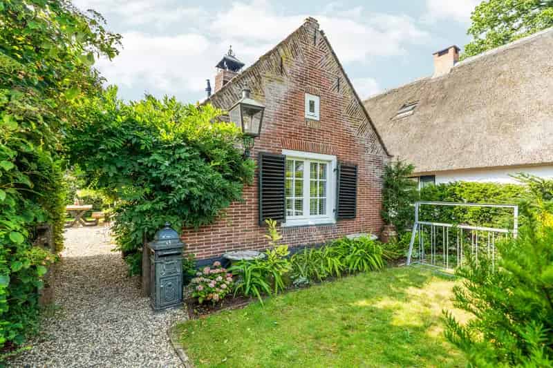 Bakhuis Soest: Gezinshuis met Tuin, Tuinhuis en Buitenkeuken
