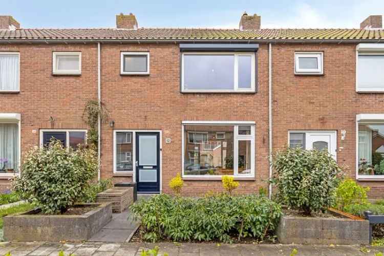 Te Koop: Starterswoning Arnemuiden 3 slaapkamers zonnige tuin
