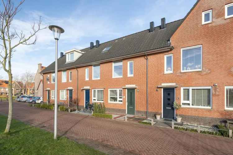 Eengezinswoning Te Huur in 7, Carry van Bruggenplantsoen, Berkel en Rodenrijs, Zuid-Holland