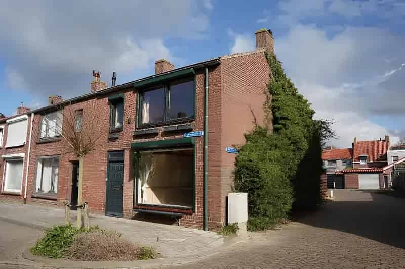 Kansrijke Opknapper 3 Slaapkamers Breskens Garage Tuin