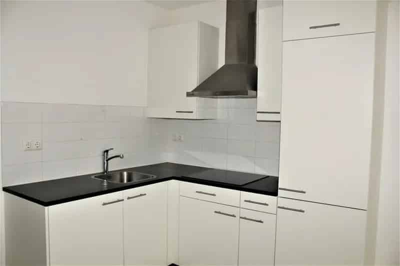 Studio Arnhem Centrum 34m2 Volledig GESTOFFEERD