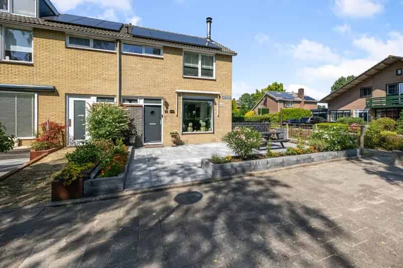 Huis te koop: Rietschoot 22 1511 WK Oostzaan | Funda