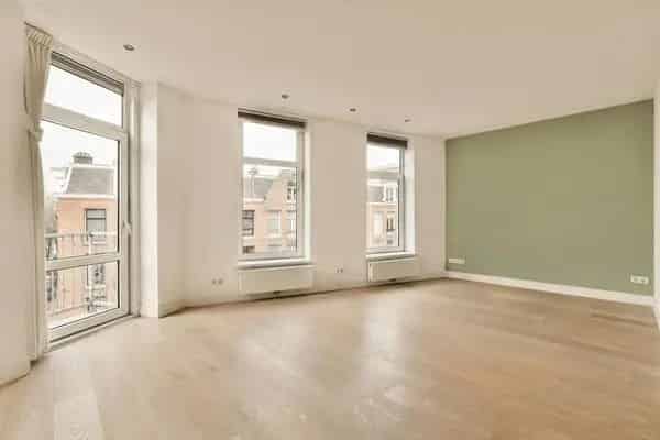 Dubbel Bovenhuis Pijp 79m2 Dakterras 27m2 2 Slaapkamers 2 Badkamers