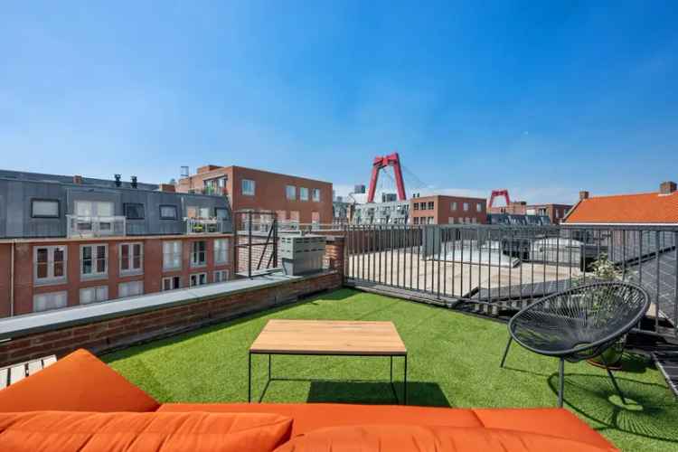 Moderne eengezinswoning Rotterdam Noordereiland 5 slaapkamers dakterras