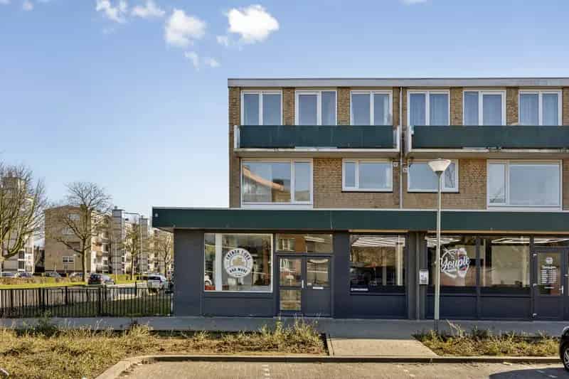 Ruime Maisonnette te Maasniel 4 slaapkamers Gemoderniseerd