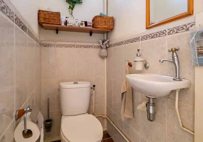 Ruime Tussenwoning Vinkeveen Nabij Vinkeveense Plassen