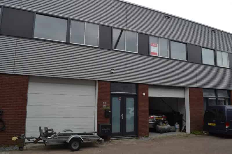 Bedrijfshal te koop Almere Buiten 200m2