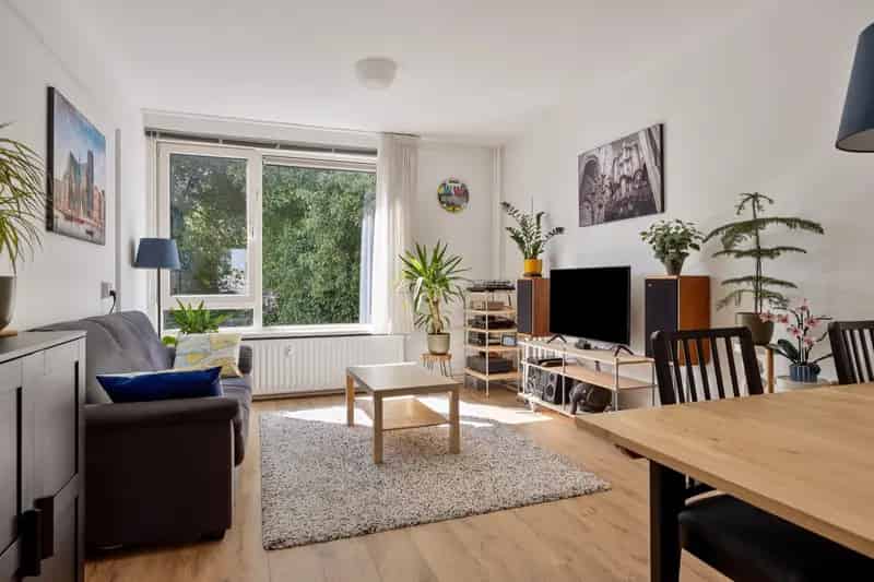 4-Kamer Appartement Rotterdam Lage Land Instapklaar Balkon