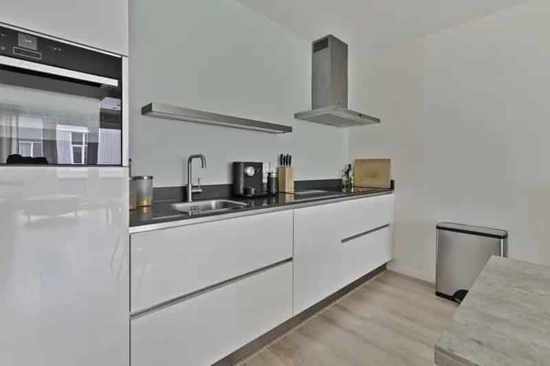 Appartement te koop Almere 2 slaapkamers balkon parkeerplaats