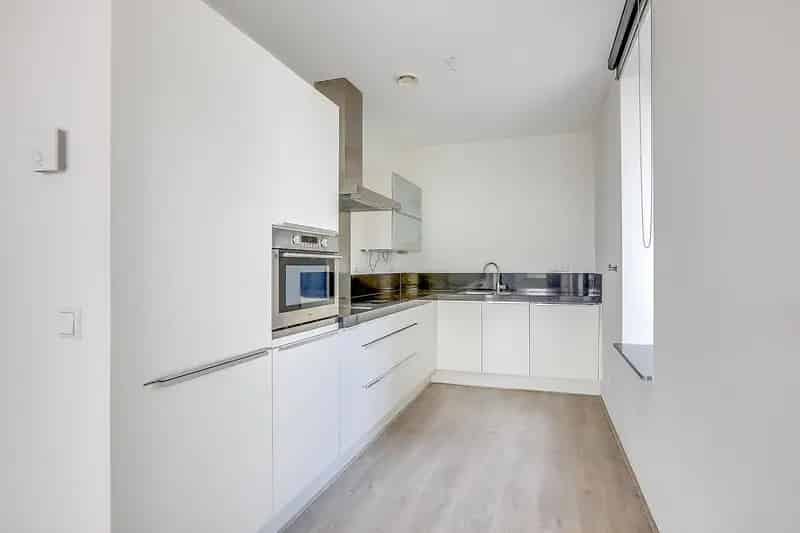 Appartement Hoofddorp 3 slaapkamers luxe badkamer balkon