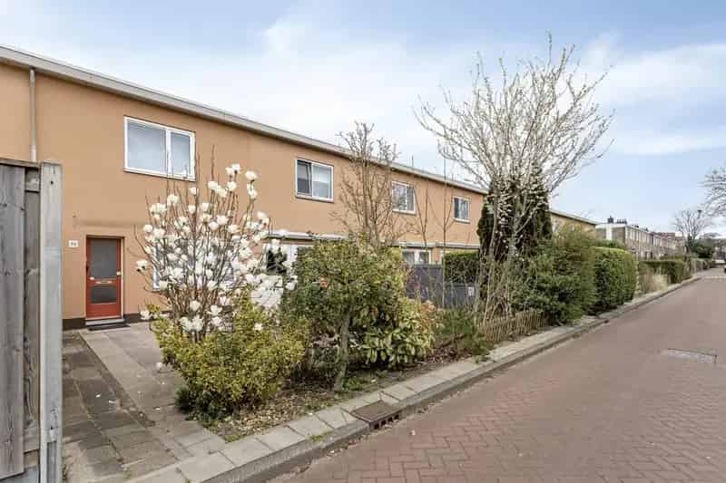 3 Kamer Eengezinswoning Amsterdam Noord 70m2
