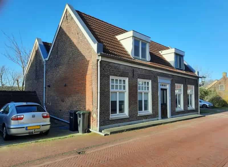 Karakteristieke Dijkwoningen te Koop in Lith