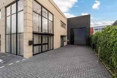 180 - 455 m2 Kantoorruimte te Huur Zaandam