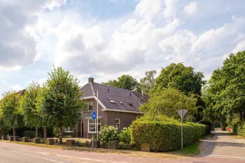 Woonboerderij met Hotelfunctie te Zweeloo