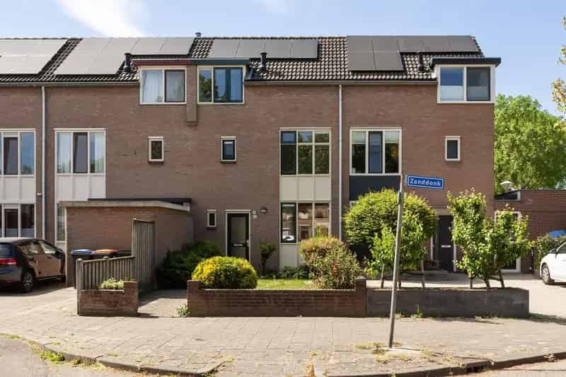 Huis te koop Beuningen 4 slaapkamers ruime tuin