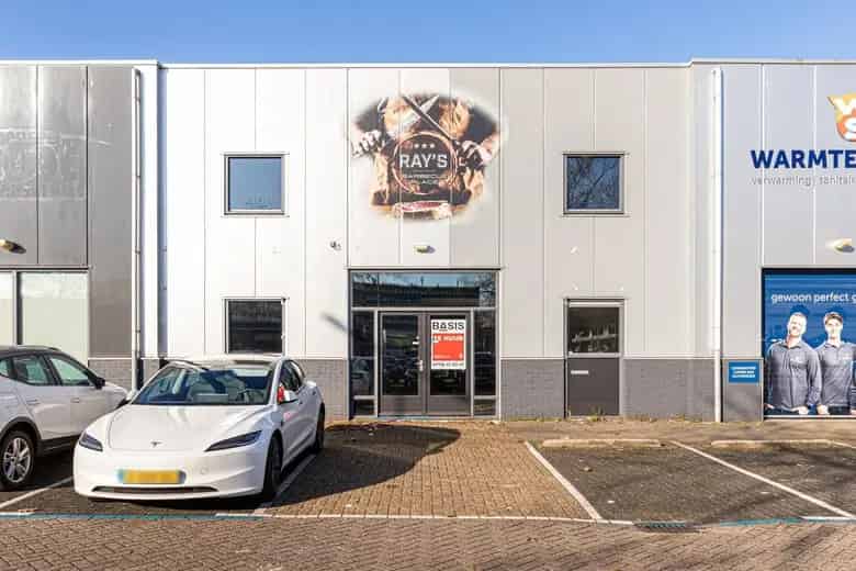 Bedrijfsruimte 313m2 te huur Alphen aan den Rijn