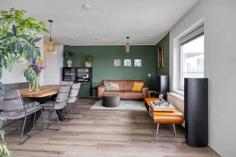 Rotterdam Stadsdriehoek: Modern Appartement met Maas Uitzicht