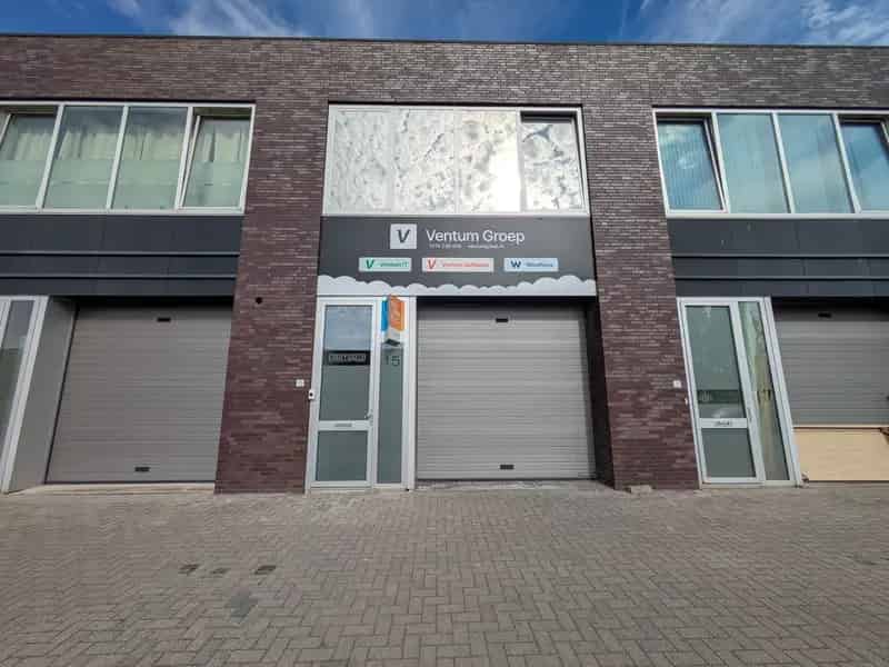 Bedrijfshal Middelburg | Zoek bedrijfshallen te huur: Klarinetweg 15 4337 RB Middelburg 