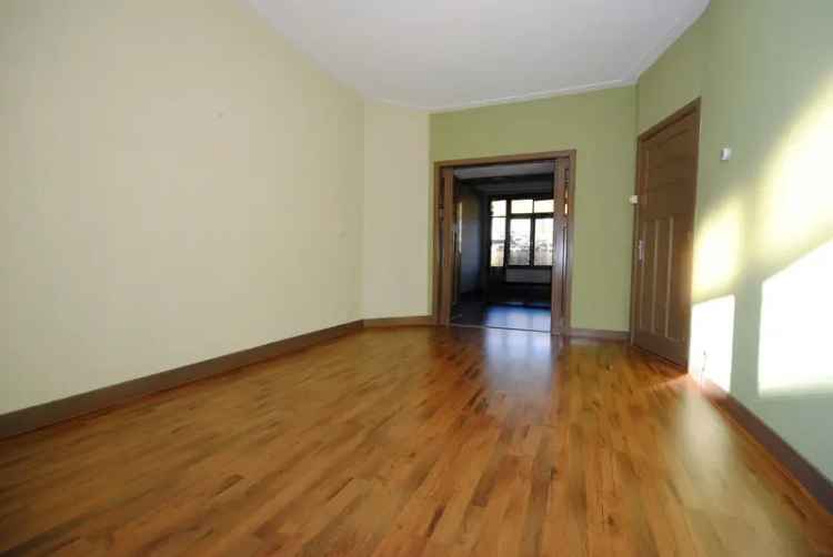 3 Kamer Appartement Den Haag 70m2  Gestoffeerd